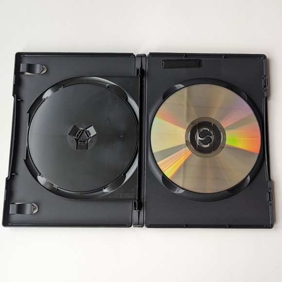 2/$15 Double Feature - Never Been Kissed - Uptown Girls - Picture 4 of 6